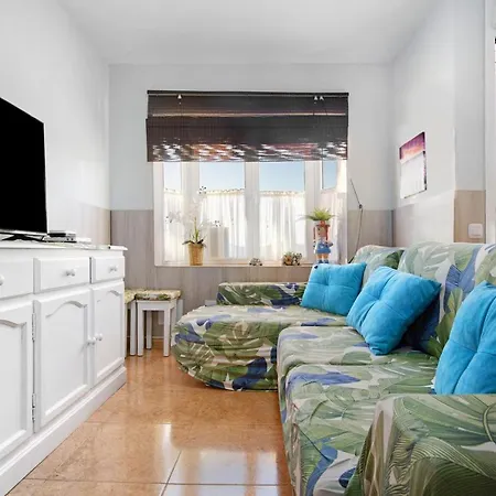 Paulalucia Apartment *